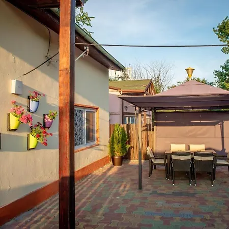 Charming House In Constanţa